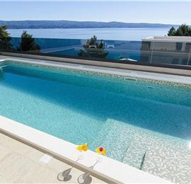 5 bedroom beachfront villa with heated pool near Omis, sleeps 9